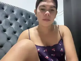 Mollylicious webcam model stream image