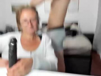 leo_wildd webcam model stream image