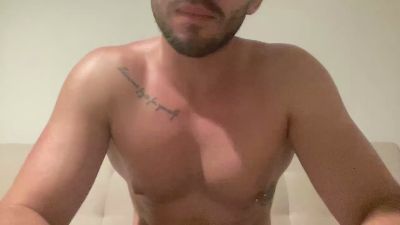 ema_72 webcam model stream image
