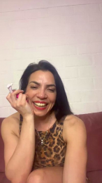 Kattefit webcam model stream image