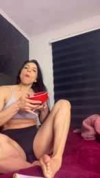 Kattefit webcam model stream image