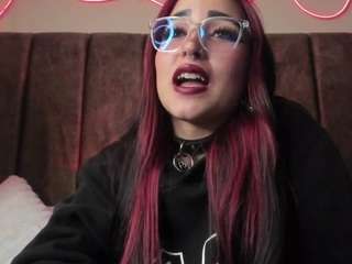 valentina-asmodea webcam model stream image