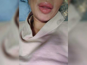 DiVona webcam model stream image