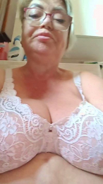 LindaL69 webcam model stream image