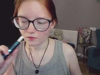 browneyess webcam model stream image
