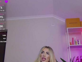 AriannaAri webcam bongacams model stream image