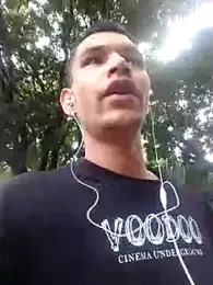 Charles_Puma webcam model stream image