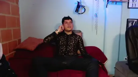 dom2travelersss webcam model stream image