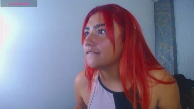 petite_lucy18 webcam model stream image