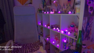 pinkladyx2 webcam model stream image