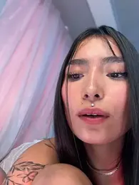 Milena-1 webcam model stream image