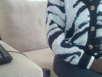 Dollie webcam model stream image