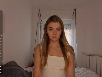 Trusty-dottie webcam model stream image