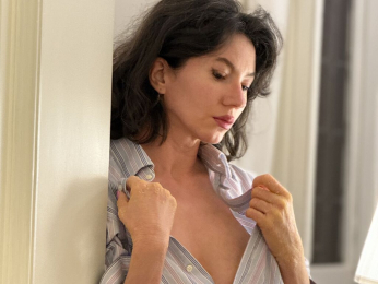 MnemoZeina webcam livejasmin model stream image