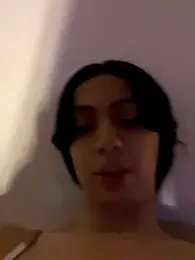 Noura69 webcam model stream image