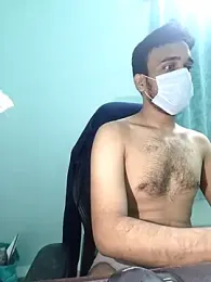 cuteboyhot18 webcam model stream image