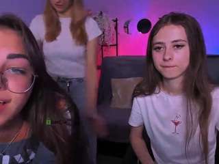 kiki-swan webcam model stream image
