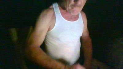 DominantDong webcam model stream image