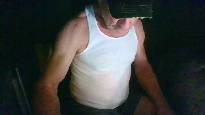 DominantDong webcam model stream image