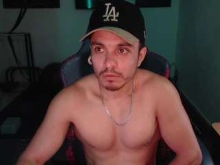 jamesplayboy webcam model stream image