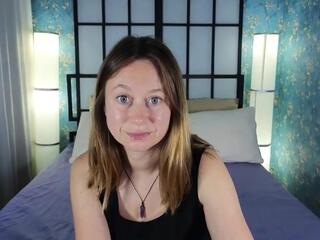 Brooke Evaans webcam model stream image