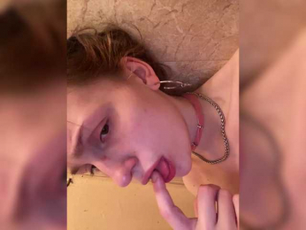 Moonlitmiragea webcam model stream image