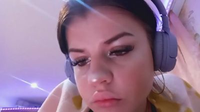 ReynaYau webcam cam4 model stream image