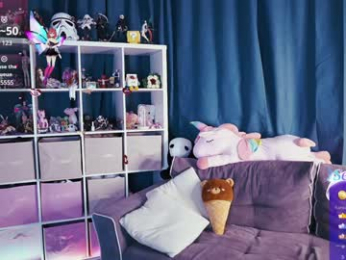 madnessalise webcam model stream image