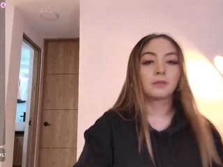 11emma webcam model stream image