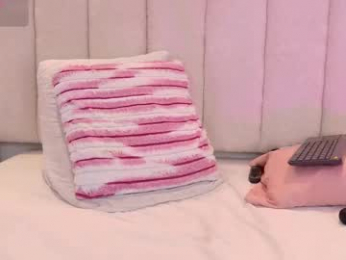 mia_rom webcam model stream image