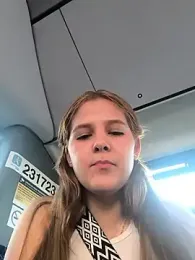 Callmejoyandenjoy webcam model stream image