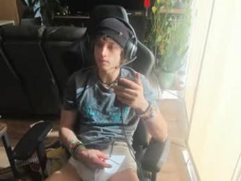 bashful4200 webcam model stream image