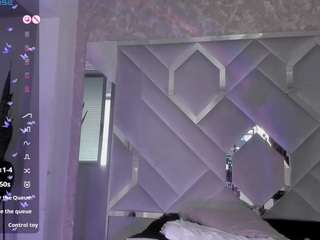 saraa-fox webcam model stream image