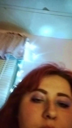 Trixiebust webcam model stream image