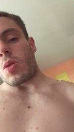 Elkukiito webcam cam4 model stream image