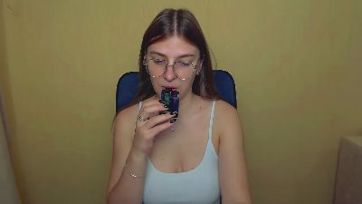 Luna_Lush_ webcam model stream image