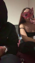 Marynikk_ webcam model stream image