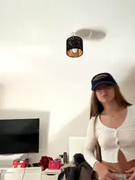 YoungLeo2006 webcam model stream image