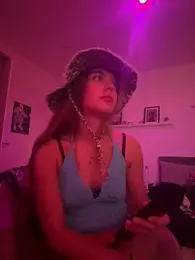 YoungLeo2006 webcam model stream image