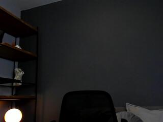 Juandres webcam flirt4free model stream image