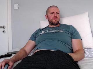 Gabriel Muscle webcam model stream image