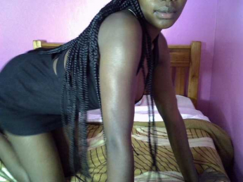 C-trisha webcam model stream image
