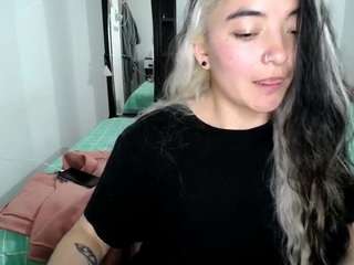 cameliasaenz webcam model stream image