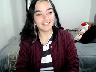 cameliasaenz webcam model stream image