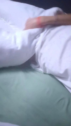 Petitebombe34 webcam model stream image