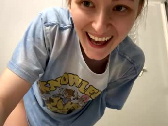 chatwithbri webcam model stream image