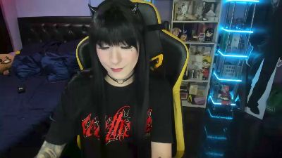 Yummypink webcam model stream image