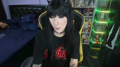 Yummypink webcam model stream image