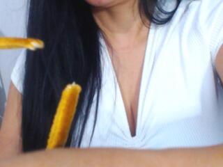 Carlee webcam flirt4free model stream image