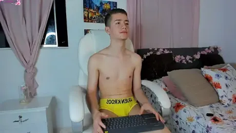 ThiagooJames webcam model stream image